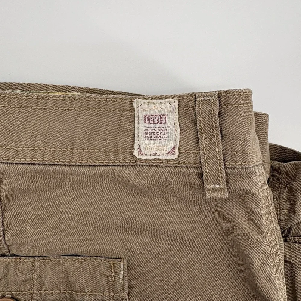 Levi Tab Women's Cargo Shorts Beige‎ Size 20 Large Buttons